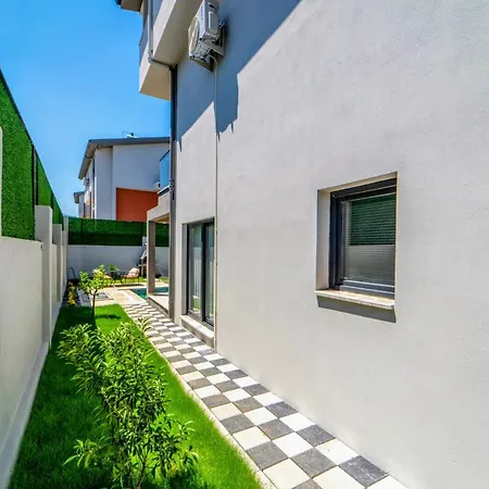 Olive Villa